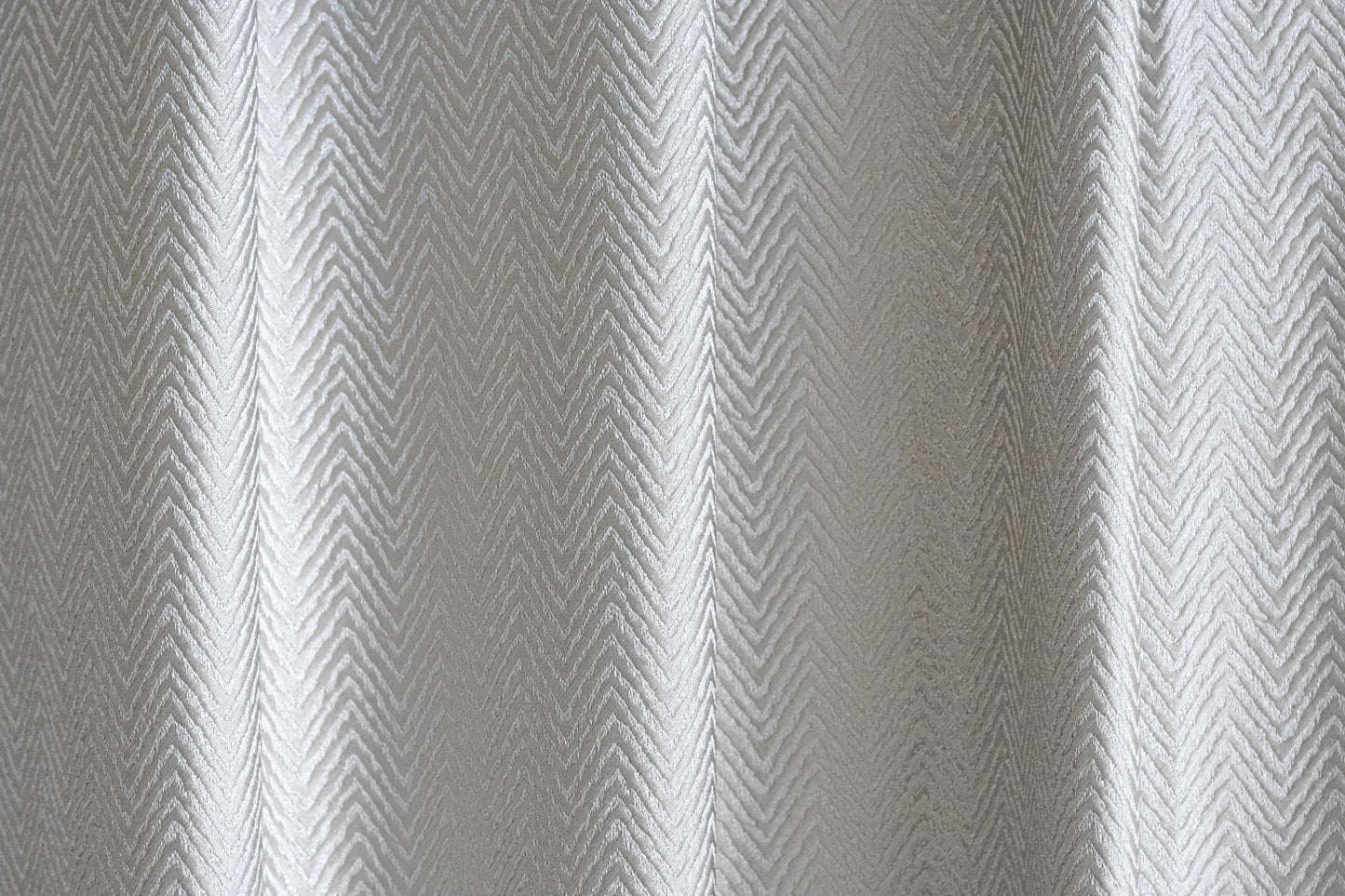 Basilio egyszínű fényes dekor sötétítő függöny