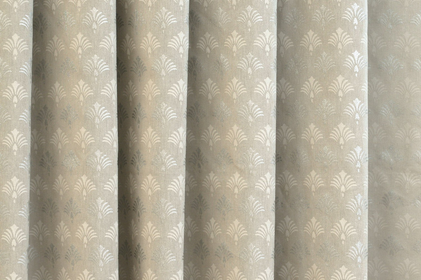 Elif klasszikus levélsmintás dekor sötétítő függöny